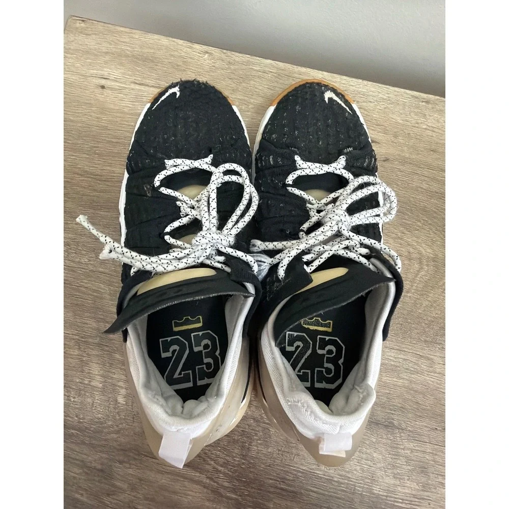 Nike LeBron 18 Oreo Basketball‎ Shoes 6.5Y Womens 8 Black White Gum CW2760-007